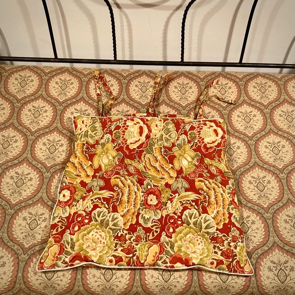 Pottery Barn quilted euro shams, Autumn floral - Picture 4 of 13